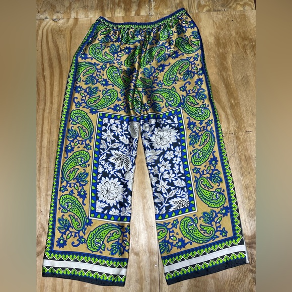 Zara Pants & Jumpsuits Zara Printed Pajama Style Pants Blue Green